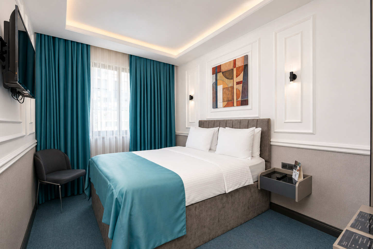 Deluxe Room with City View